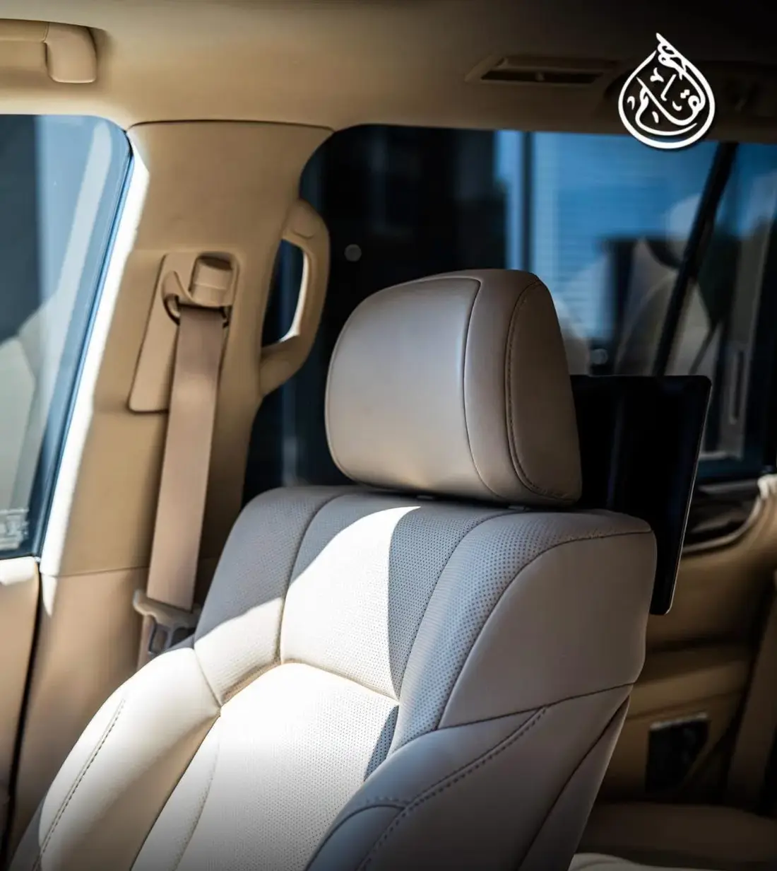 2016 Lexus LX 570, 6/10