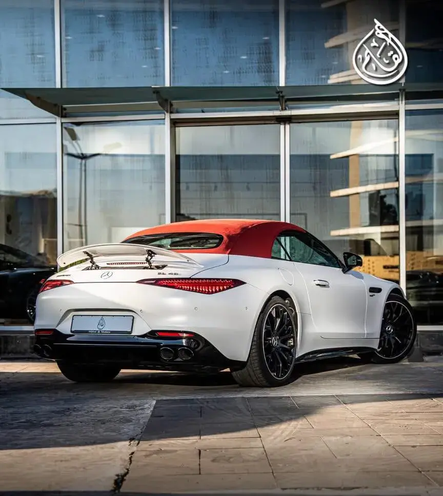 2022 Mercedes-AMG SL 43 Roadster, 2/10