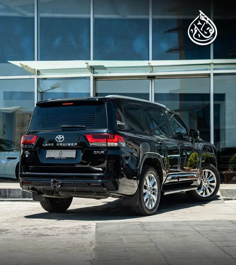 2022 Toyota Land Cruiser GXR Twin Turbo, 2/10